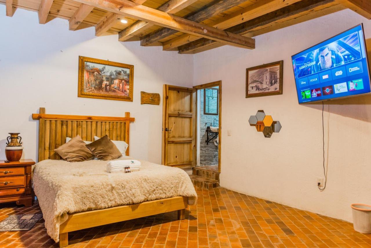Hotel Colibri Pozos  エクステリア 写真